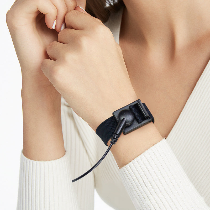wrist band for ionic foot bath